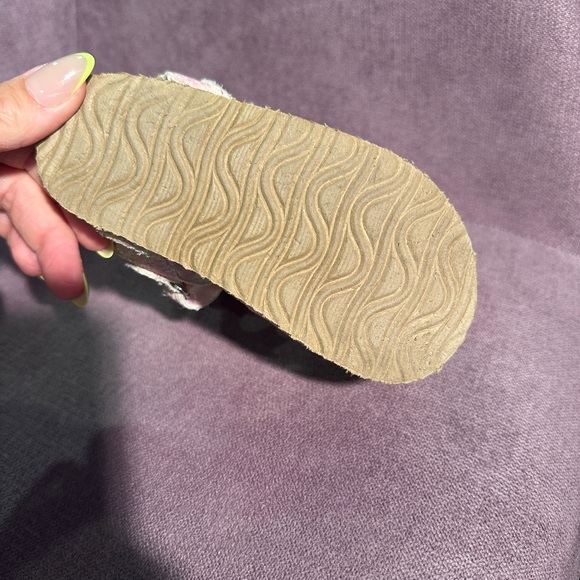 Toddler sandals - Picture 3 of 3